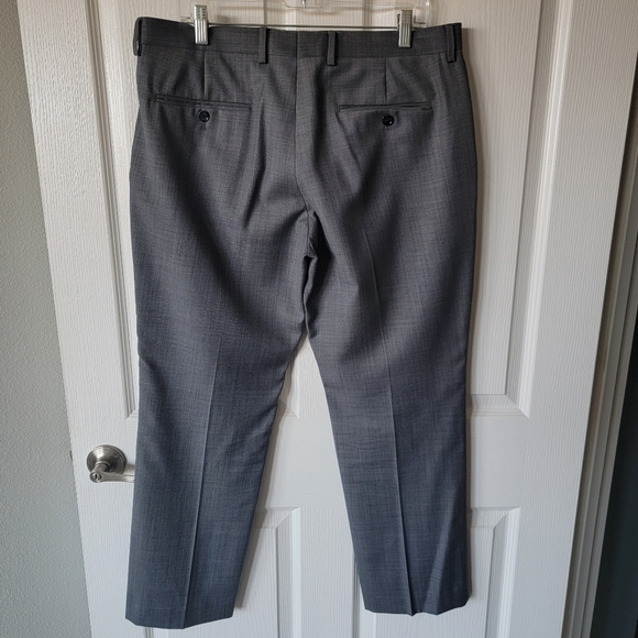 Express Photographer Fitted Suit Mens 42R Jacket 36W x 29.5L Flat Front Pants - Picture 13 of 16